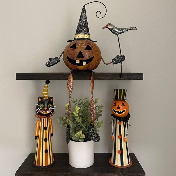 Jack-o-Latern Shelf Sitter NWOT - Picture 3 of 3